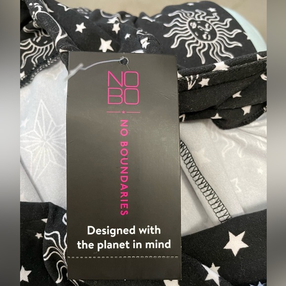 Pull-on flare leg celestial print pants - Picture 4 of 6